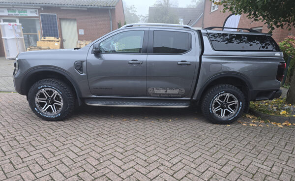 4x Felgen RID R01 9x18 ET25 6x139,7 + 4x Reifen BF KO3 265/65/18