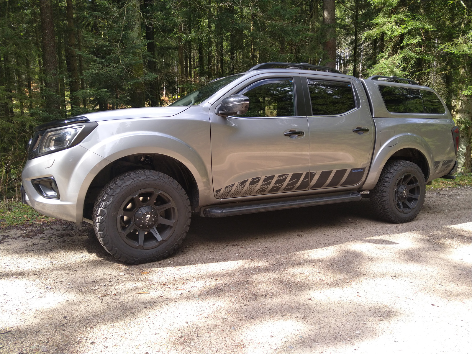 4x Felgen RID R05 9x18 ET14 6x114,3 + 4x Reifen BF KO2 265/60/18 – Bild 4