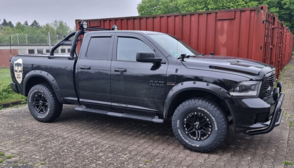 4x Felgen RID R01 9x17 ET-13 5x139,7 + 4x Reifen BF Goodrich KO2 315/70/17