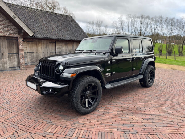 4x Felgen RID R05 9x20 ET20 5x127 + 4x Reifen Pirelli AT+ 275/55/20