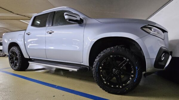 4x Felgen RID R01 9x20 ET20 6x114,3 + 4x Reifen Black Bear AT2 265/50/20