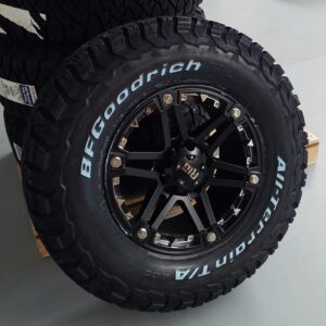 4x Felgen RID R01 9x17 ET10 5x139,7 + 4x Reifen BF Goodrich KO3 285/70/17