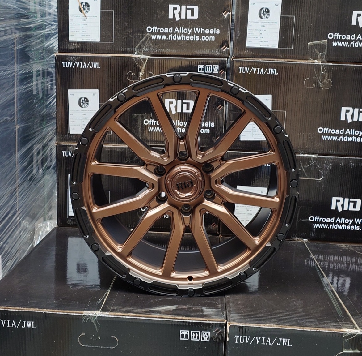 4x Felgen RID R06 9,5x20 ET20 6x139,7