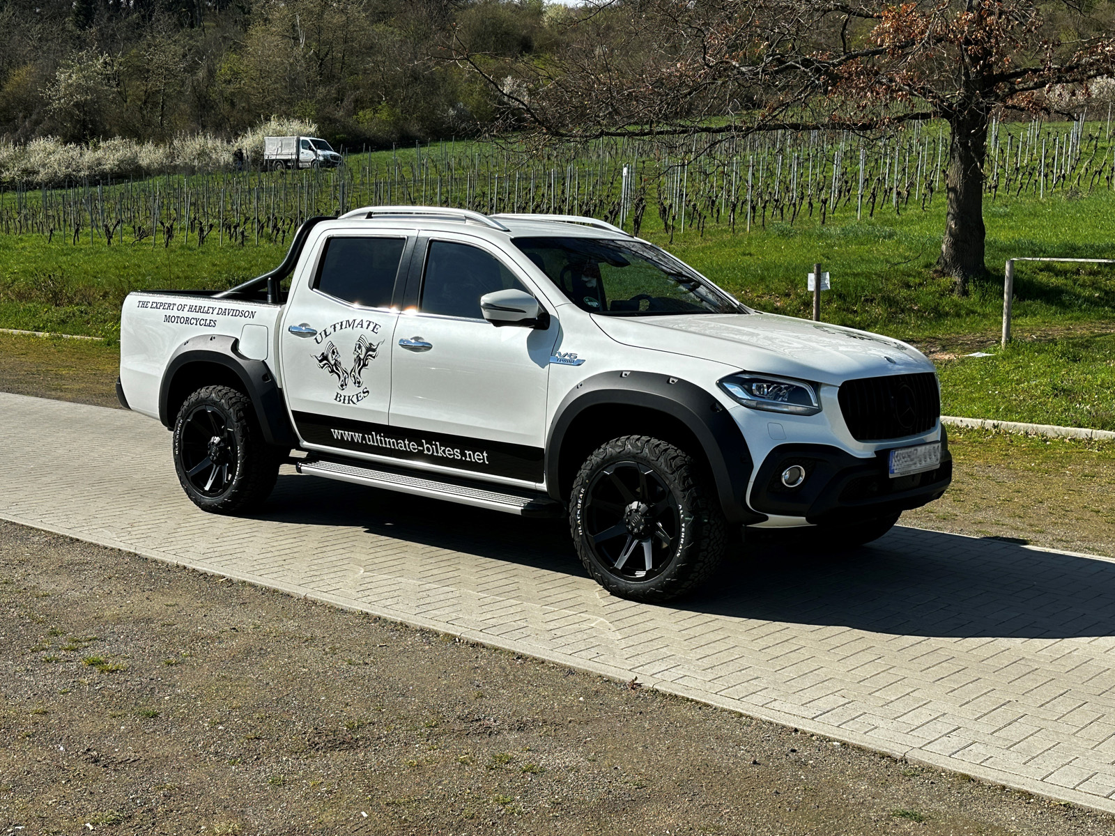 4x Felgen RID R05 9x20 ET18 6x114,3 + 4x Reifen Black Bear AT2 265/50/20