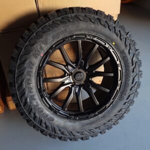 4x Felgen RID R06 9,5x20 ET20 5x127 + 4x Reifen YOKOHAMA G003 33x12,5x20