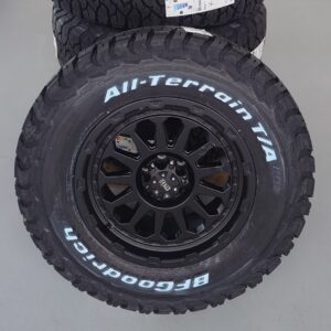 4x Felgen RID R07 9x17 ET10 6x139,7 + 4x Reifen BF Goodrich KO3 265/70/17